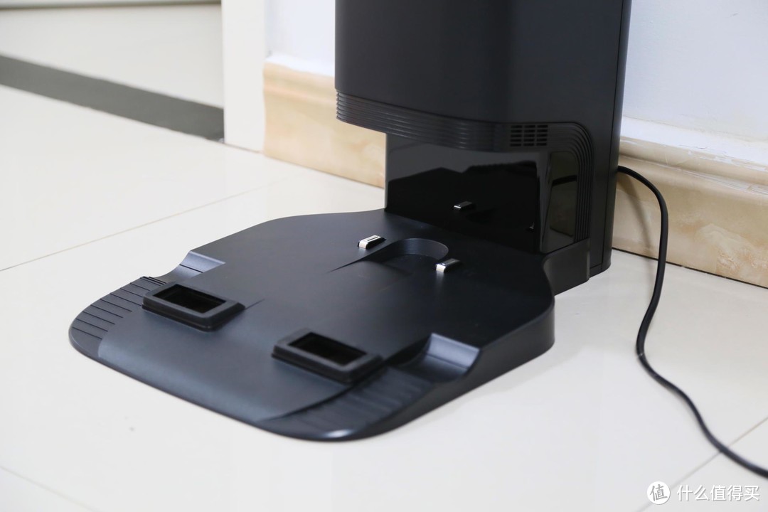 美的S8+自动集尘扫拖机器人测评：横扫千“菌”如卷席 智能家居“净”在眼前