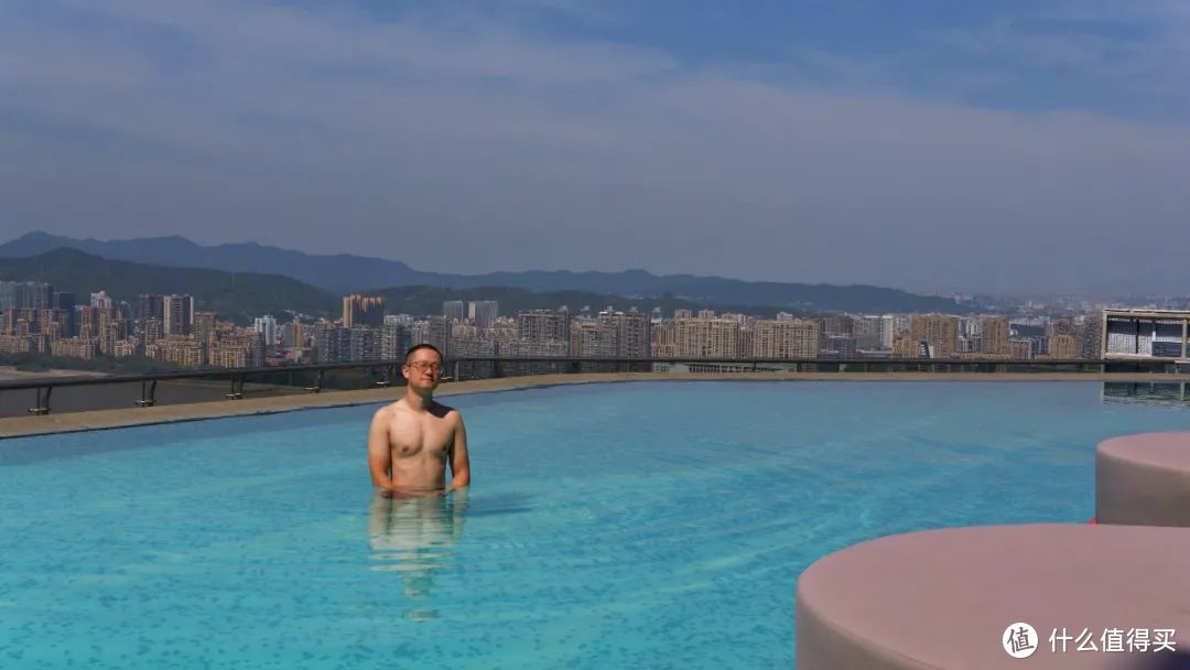 让人一见钟情的城市上空：杭州诗莉莉漫戈塔天池酒店 | 第22期试吃试睡报告