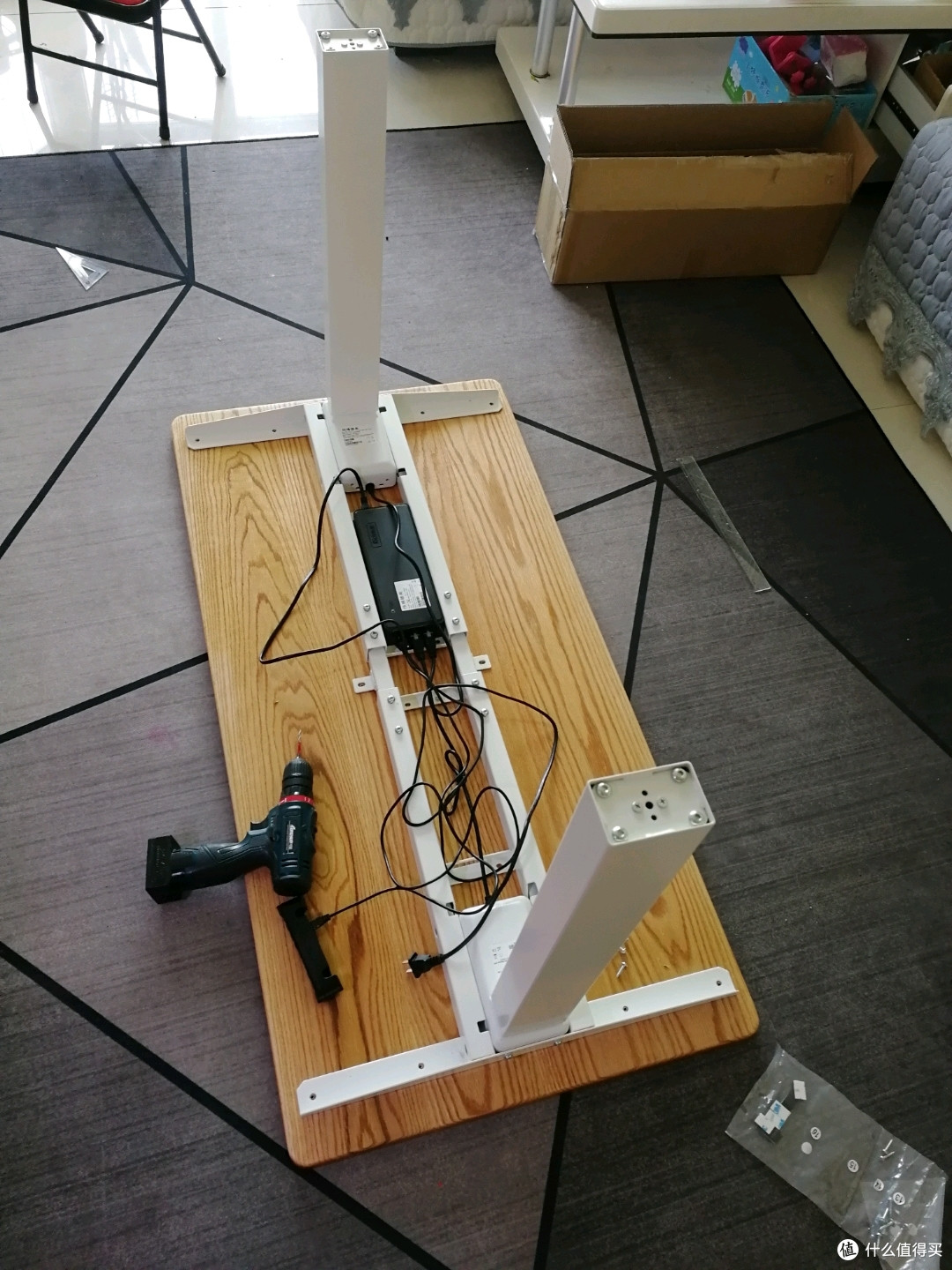 分享个人diy电动升降桌的经验顺便分享如何给原木上漆