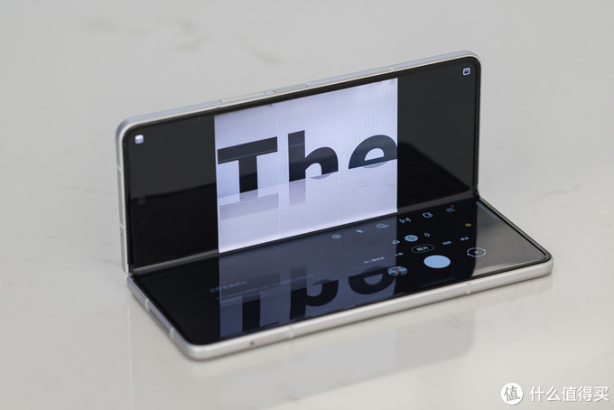 三星Galaxy Z Fold3 5G体验：都第三代了，折叠屏手机真的好用吗？