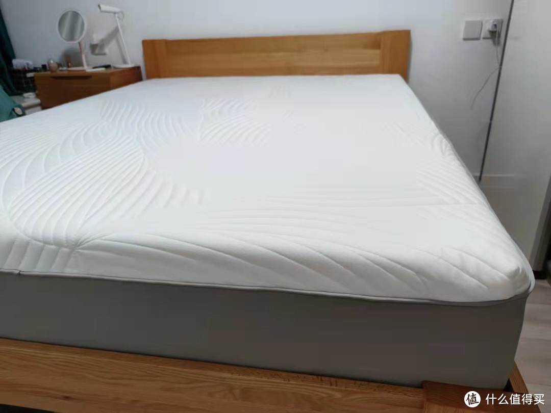 贵点的床垫是不是更好呢？半日闲空气啵啵独立袋装弹簧床垫开箱简测