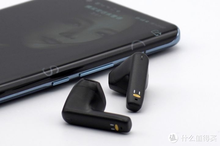 LiAVS LS02真无线蓝牙耳机：音乐高音质、游戏低延迟