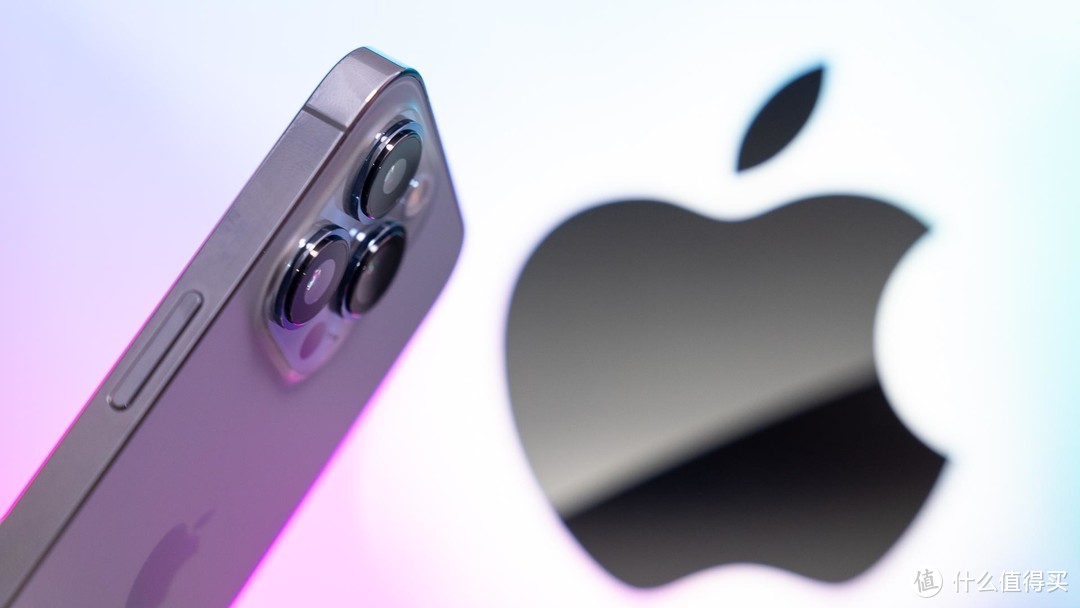 安卓“钉子户”眼里的13香吗？iPhone 13 Pro远峰蓝入手体验及新机必入配件分享