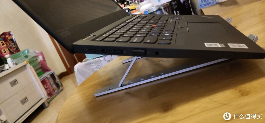 挂牌Acer宏碁（qi），到手只有三十多块的笔记本支架是否值得买呢？