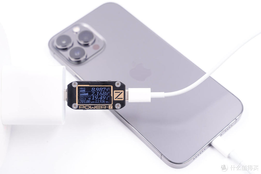 现在轮到30W快充头变真香了？iPhone 13 Pro Max充电评测
