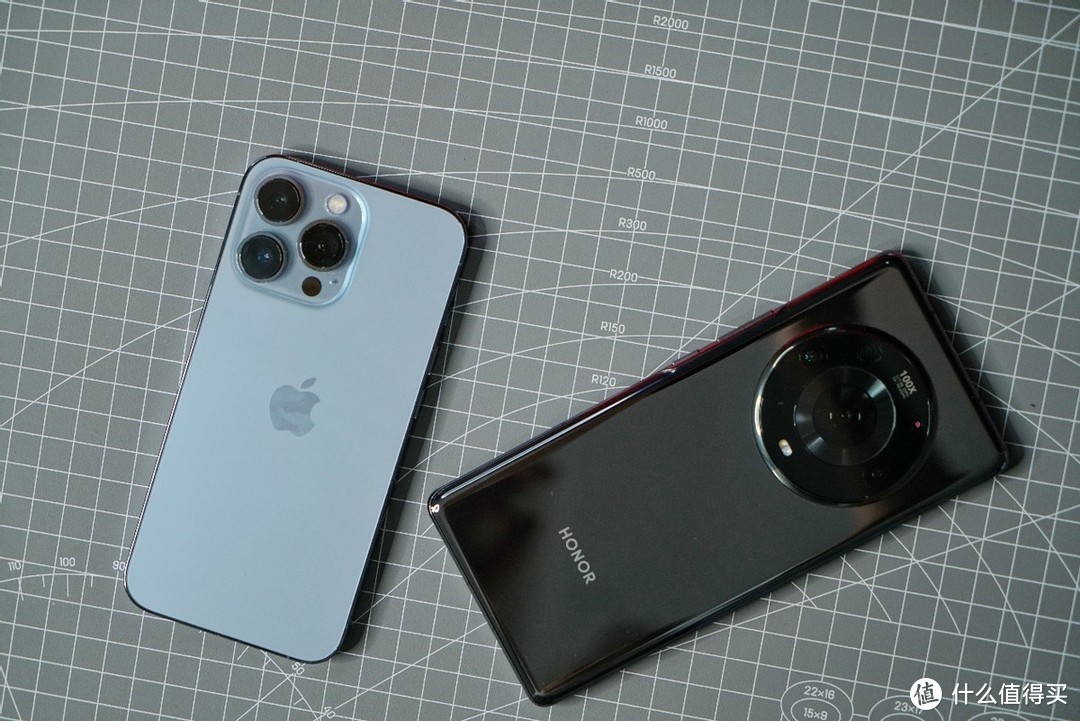 荣耀Magic3 Pro与iPhone13 Pro真香对决：谁的影像力更强？