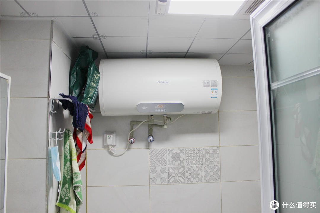 家用热水器选择电热还是燃气热水器？别纠结。我家经验给你答案
