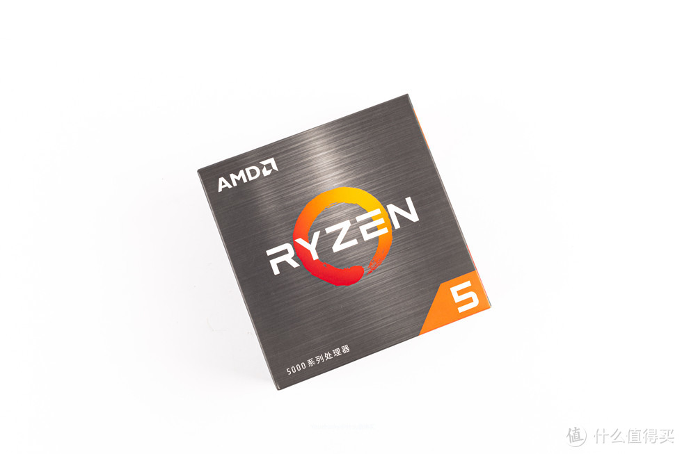 AMD这一代桌面zen3 5600X刚出来时2199，价格上秒杀intel了，没有永远的性价比只有永远的性能