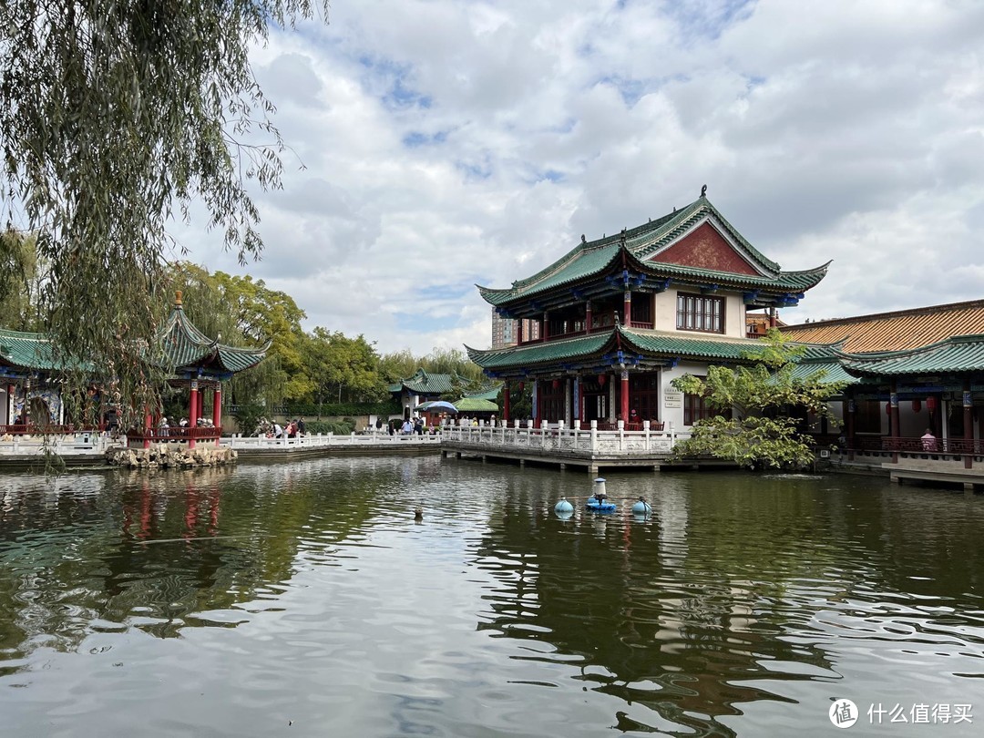 闪现云南，来一场说走就走的旅行！四天三晚，我的昆明逛吃之旅！