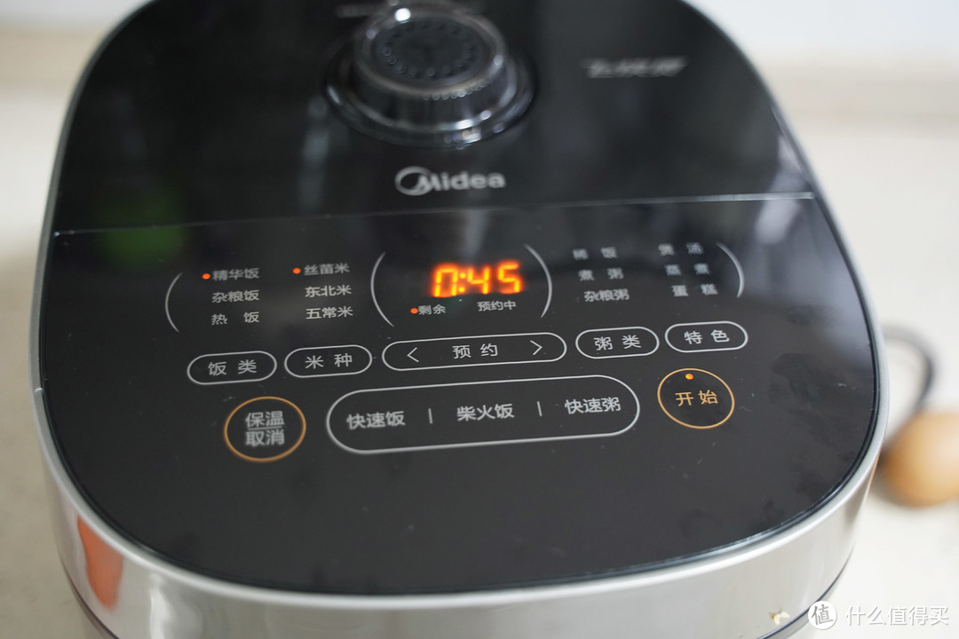 谁家还没个电饭锅？美的飞快智能电饭煲使用分享：煮饭只要22分钟，快不？