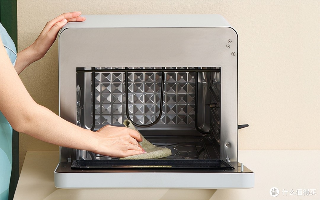 空气炸锅和空气炸烤箱哪个更实用？对比PK，空气炸烤箱在体验上略胜一筹