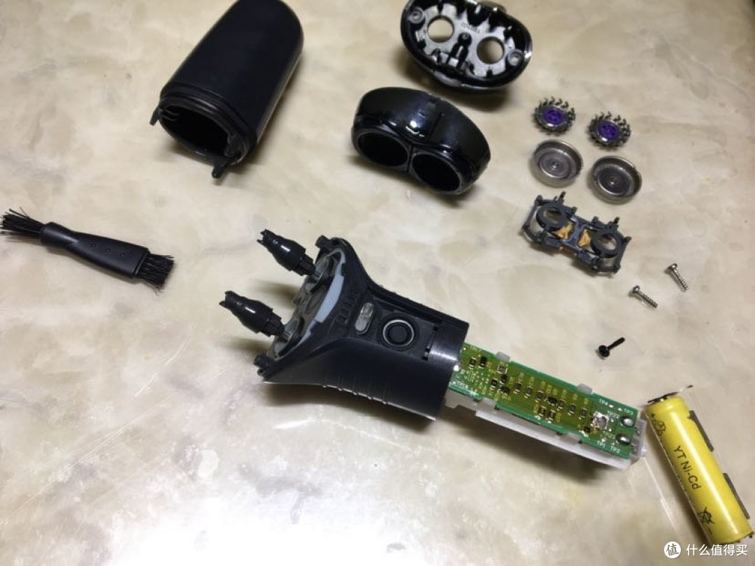 飞利浦hq-912剃须刀更换电池--- 再战十年