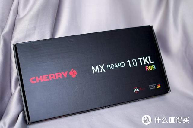安利一款cherry轴机械键盘——樱桃MX Board 1.0 TKL