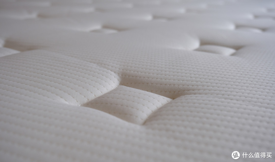 硬一点的床垫不好找？那你千万不要错过这一款——德国Emma弗莱堡天然乳胶黄麻护脊床垫！