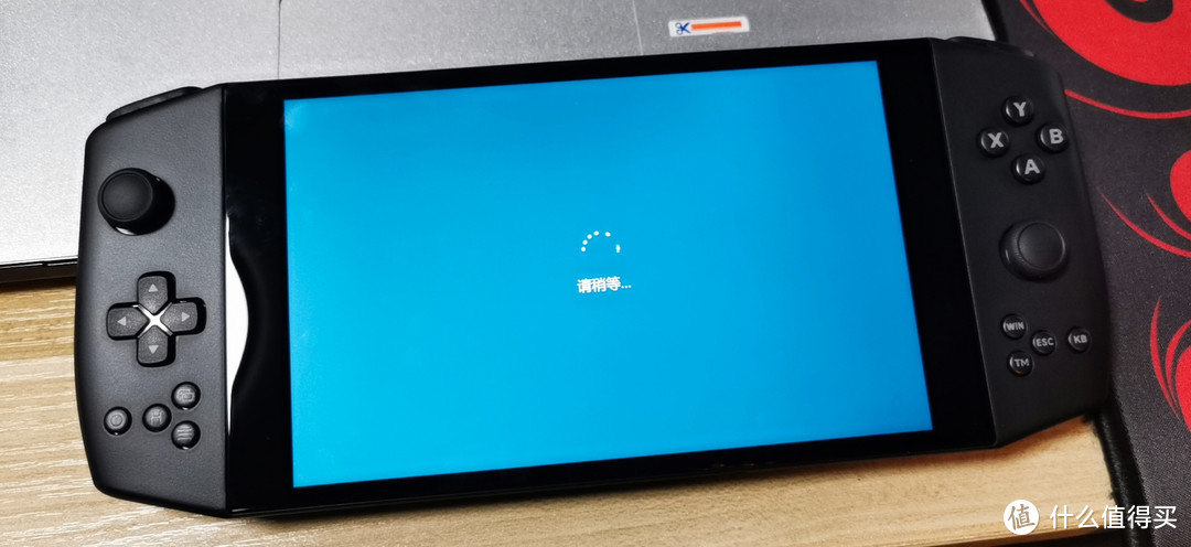 Win10 掌机带 AMD 的性能怪兽 AYA NEO 游戏掌机测评体验分享