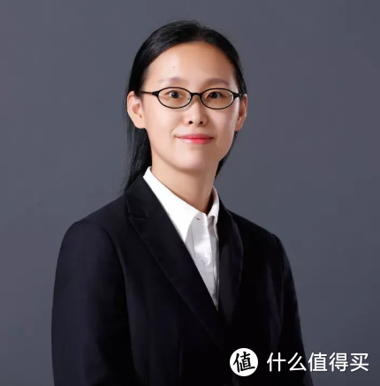 圆信永丰优加生活，策略女王代表作，今年收益比老公谢治宇强太多!