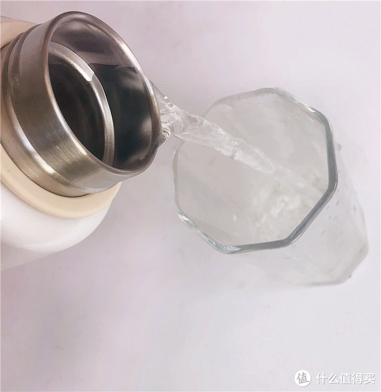 知我冷暖的大宇彩虹杯，实现喝水自由