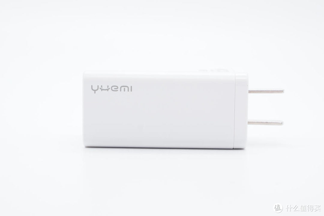 拆解报告：Yuemi悦米65W 1A1C氮化镓快充充电器MD105