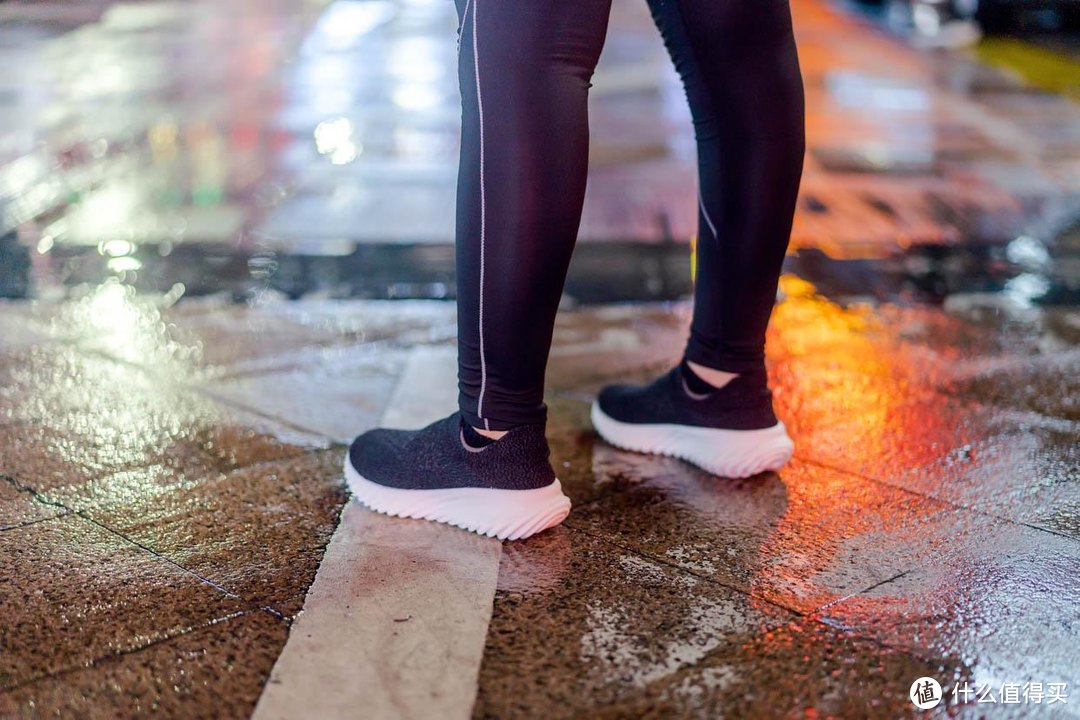 FREETIE 袜套健步鞋2体验：简约时尚，城市通勤健身必备