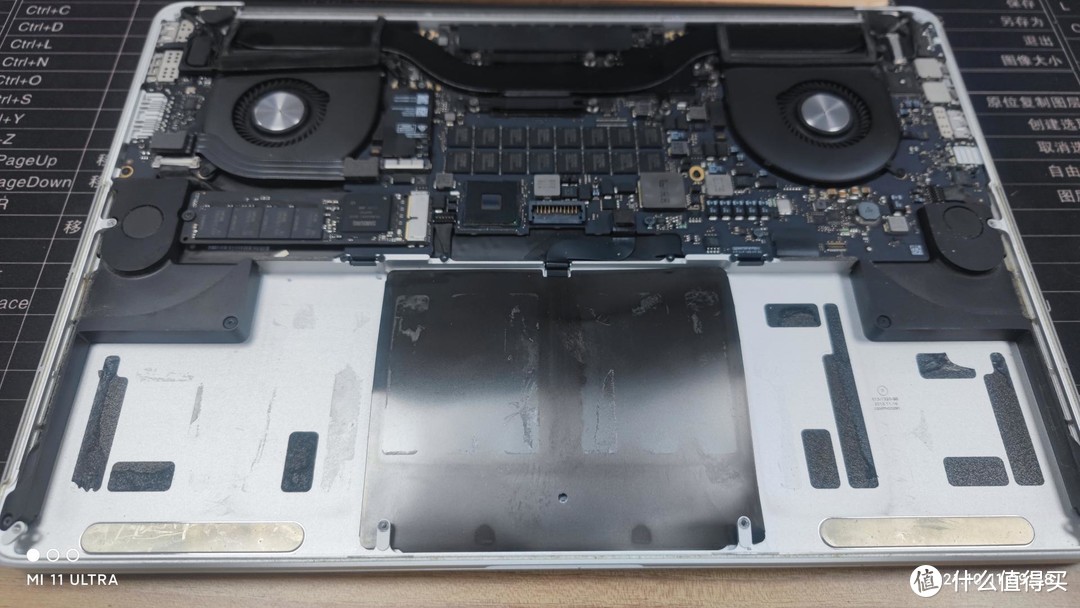 2013年款MacBook Pro电池更换顺便清灰小记