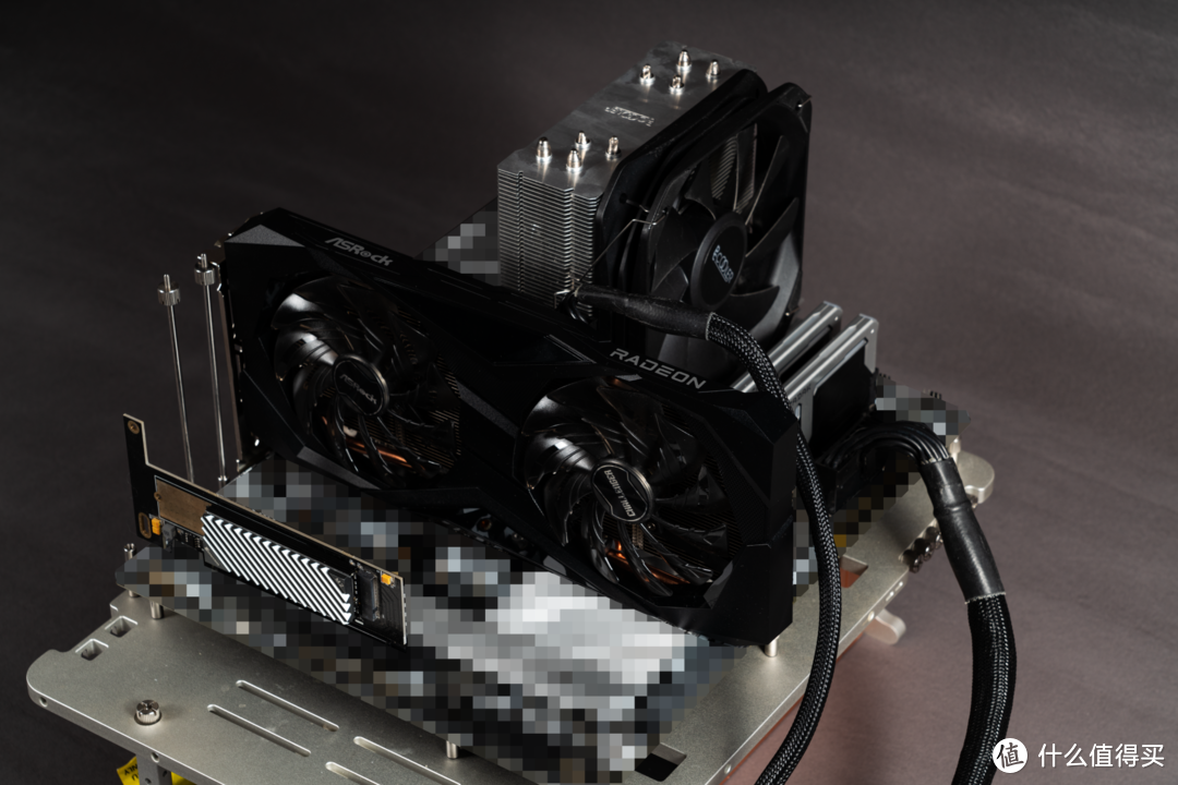 真甜品卡来袭！华擎 Radeon RX 6600 拆解评测