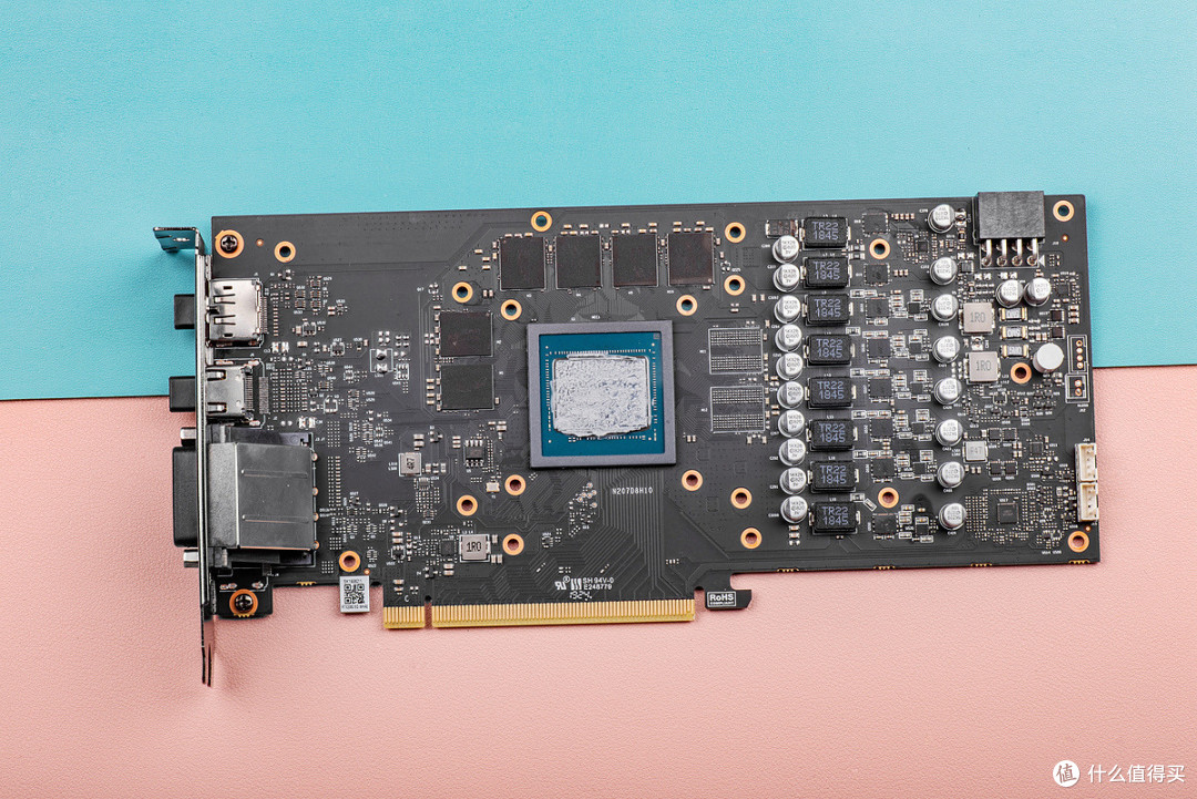 图:maxsun rtx2060 icraft 6g 电竞之心(本人已拥有)番外篇:一台win98