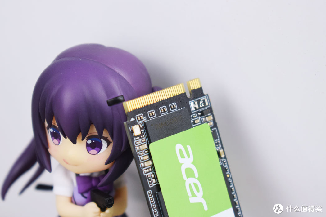 使用支持PCIE X4的M KEY接口