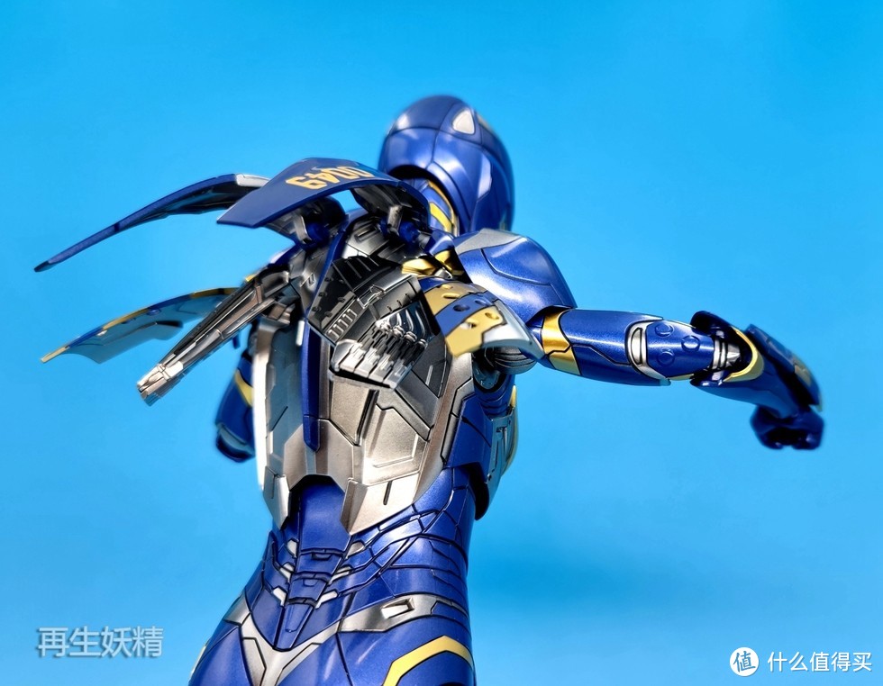 红蓝CP ， HotToys 1/6 救援装甲 小辣椒  开箱、把玩