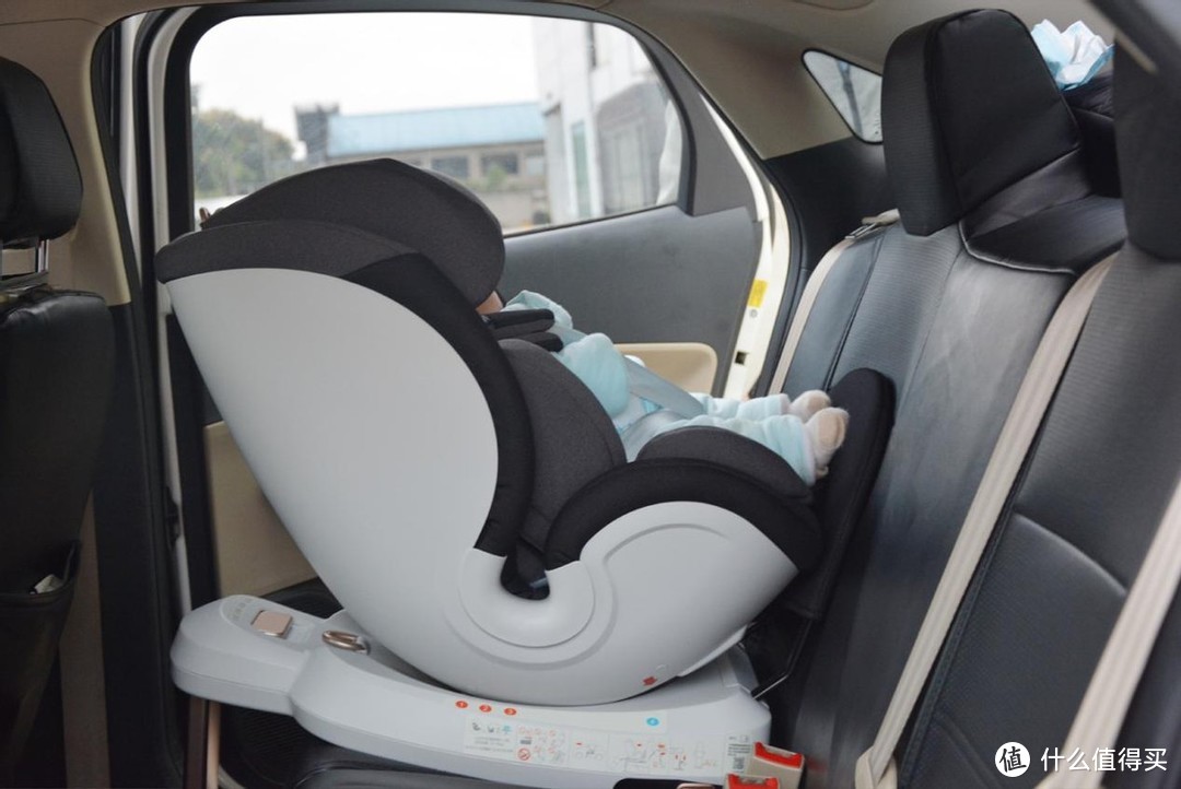2个月宝宝不哭不闹｜新手妈妈真实测评qborn儿童安全座椅