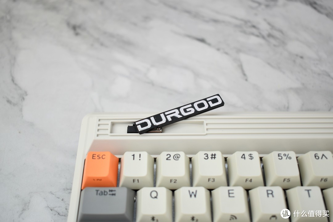 情怀与实用兼备：杜伽FUSION三模复古键盘，好用到爆！