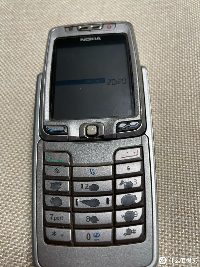 经典手机诺基亚NOKIA E70