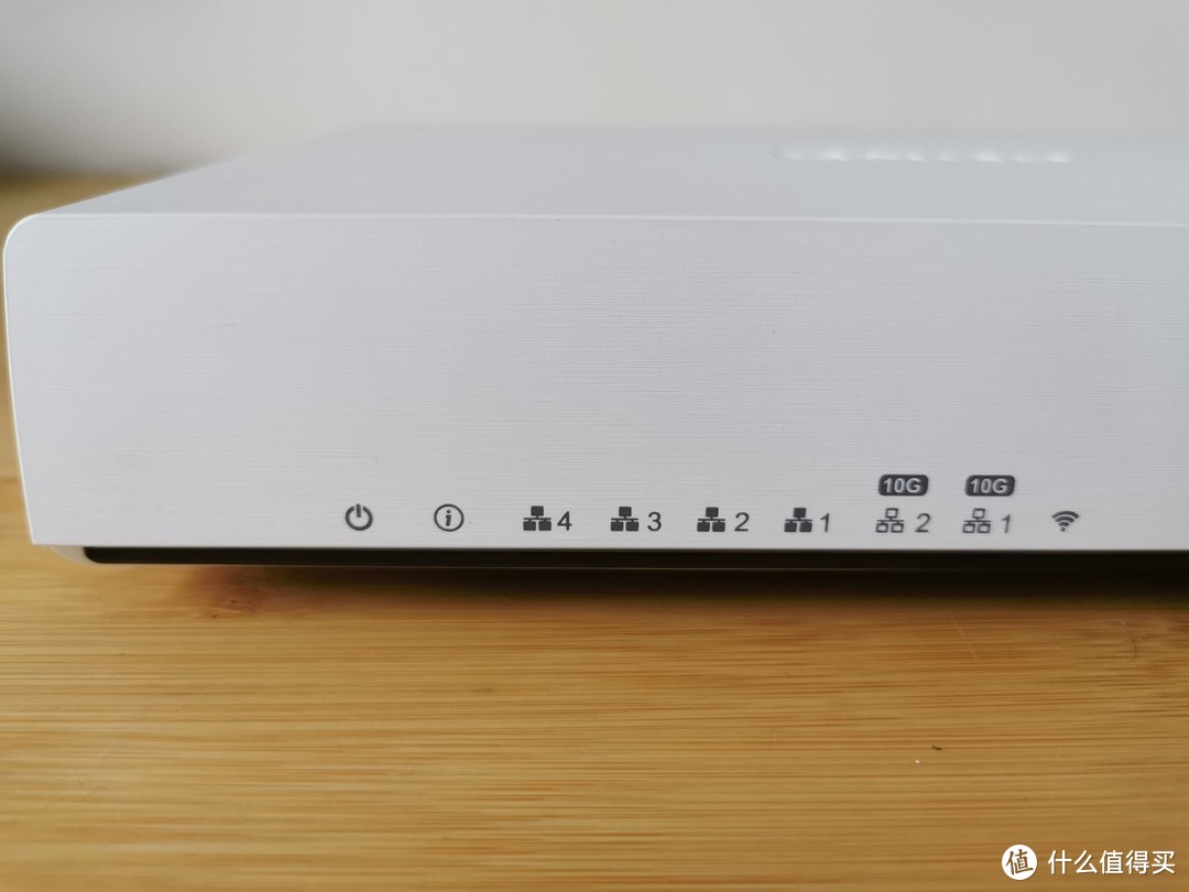 双万兆网口的异地组网神器：威联通QHora-301W WiFi 6路由器使用体验