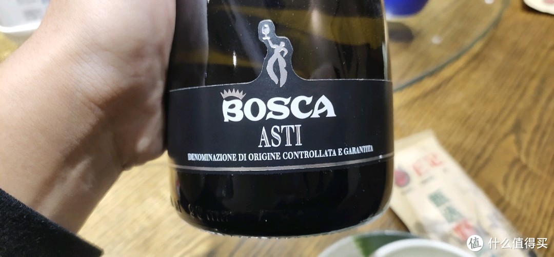 家宴试饮来自意大利的asti（阿斯蒂）起泡酒，原来跟卓林阿斯蒂不一样哦