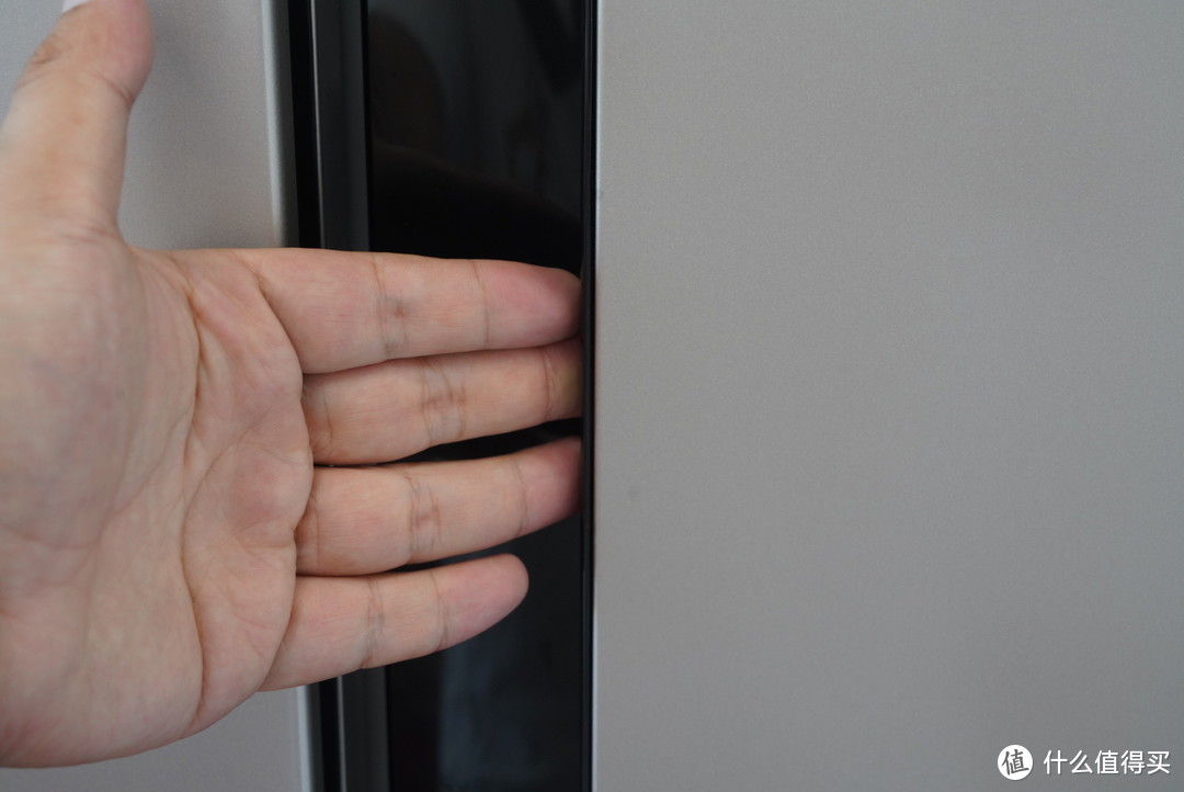 “容量大、功耗低、颜值可”的海信BCD-591WFK1DPJ对开门冰箱