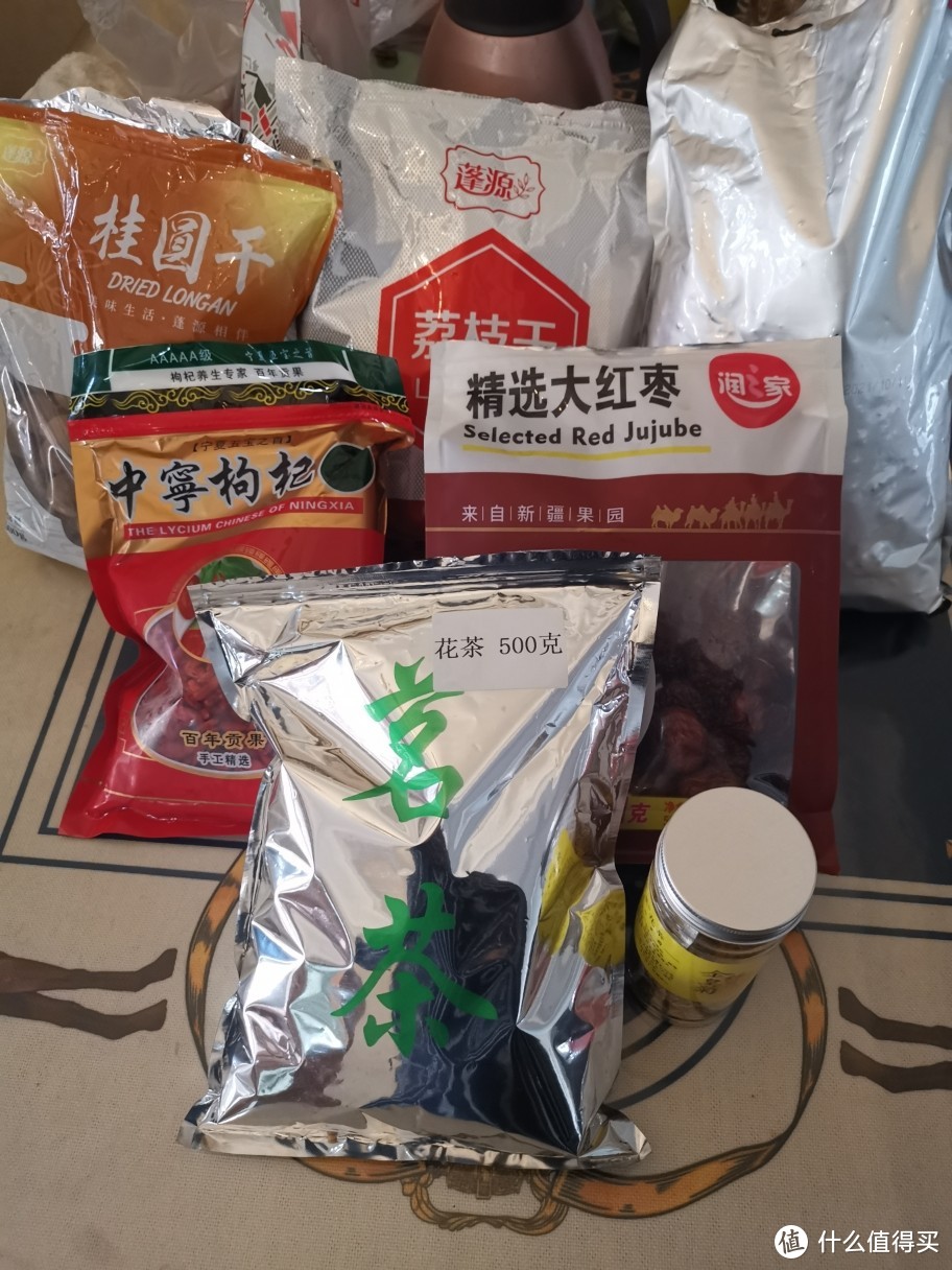 自制西北特色饮料—三炮台。