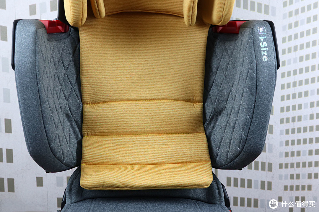 收放自如 安全守护——惠尔顿 茧之旅2儿童折叠安全座椅体验