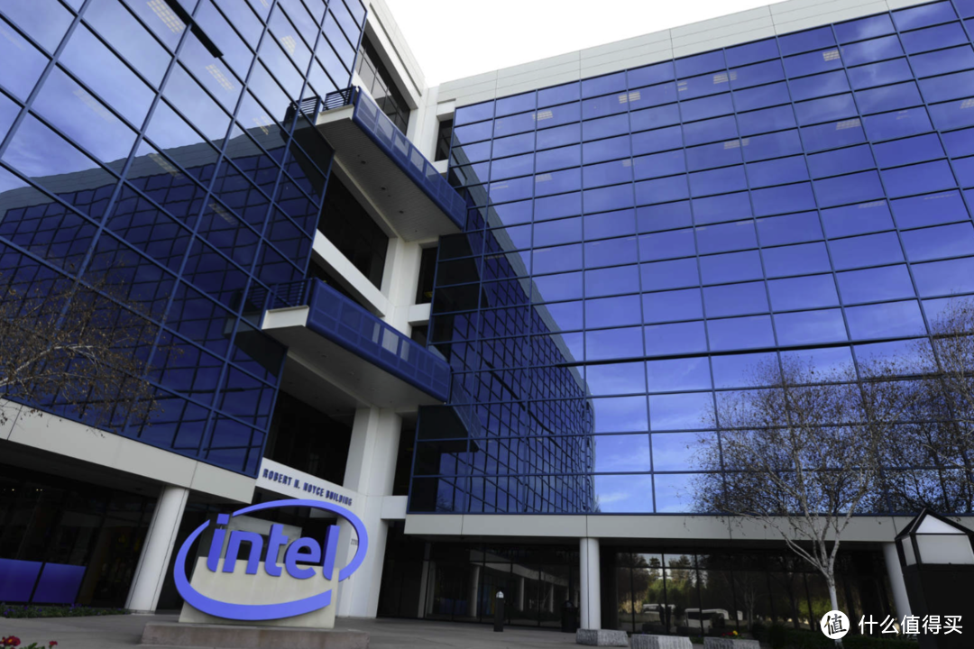 Intel CEO 帕特·基尔辛格表示 Intel 将夺回苹果市场