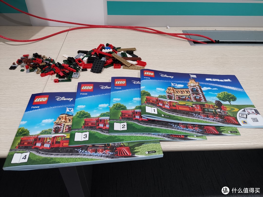 LEGO 迪士尼系列 71044 迪士尼小火车 评测 图多杀猫