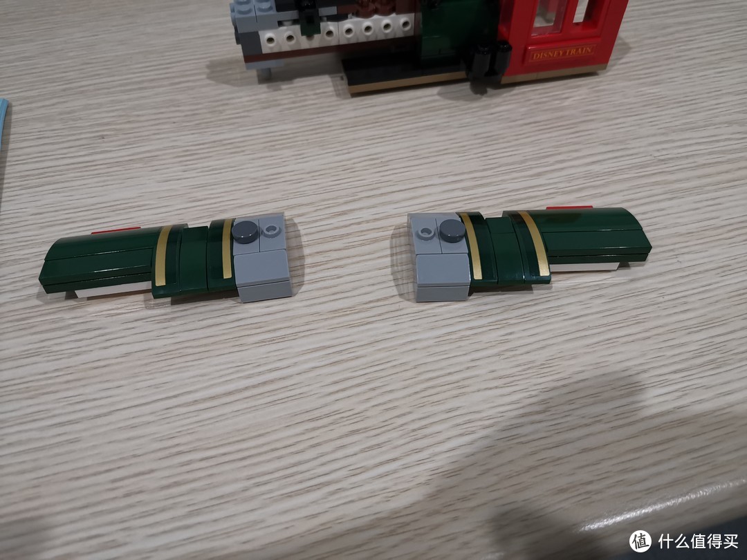 LEGO 迪士尼系列 71044 迪士尼小火车 评测 图多杀猫