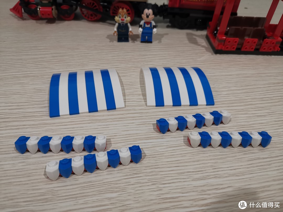 LEGO 迪士尼系列 71044 迪士尼小火车 评测 图多杀猫