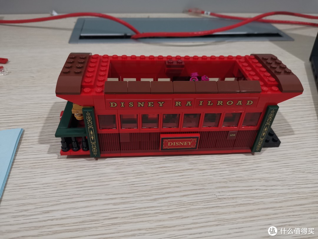 LEGO 迪士尼系列 71044 迪士尼小火车 评测 图多杀猫