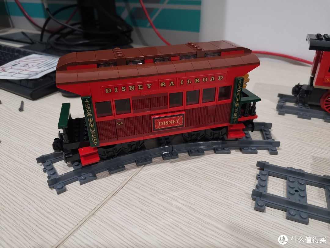 LEGO 迪士尼系列 71044 迪士尼小火车 评测 图多杀猫