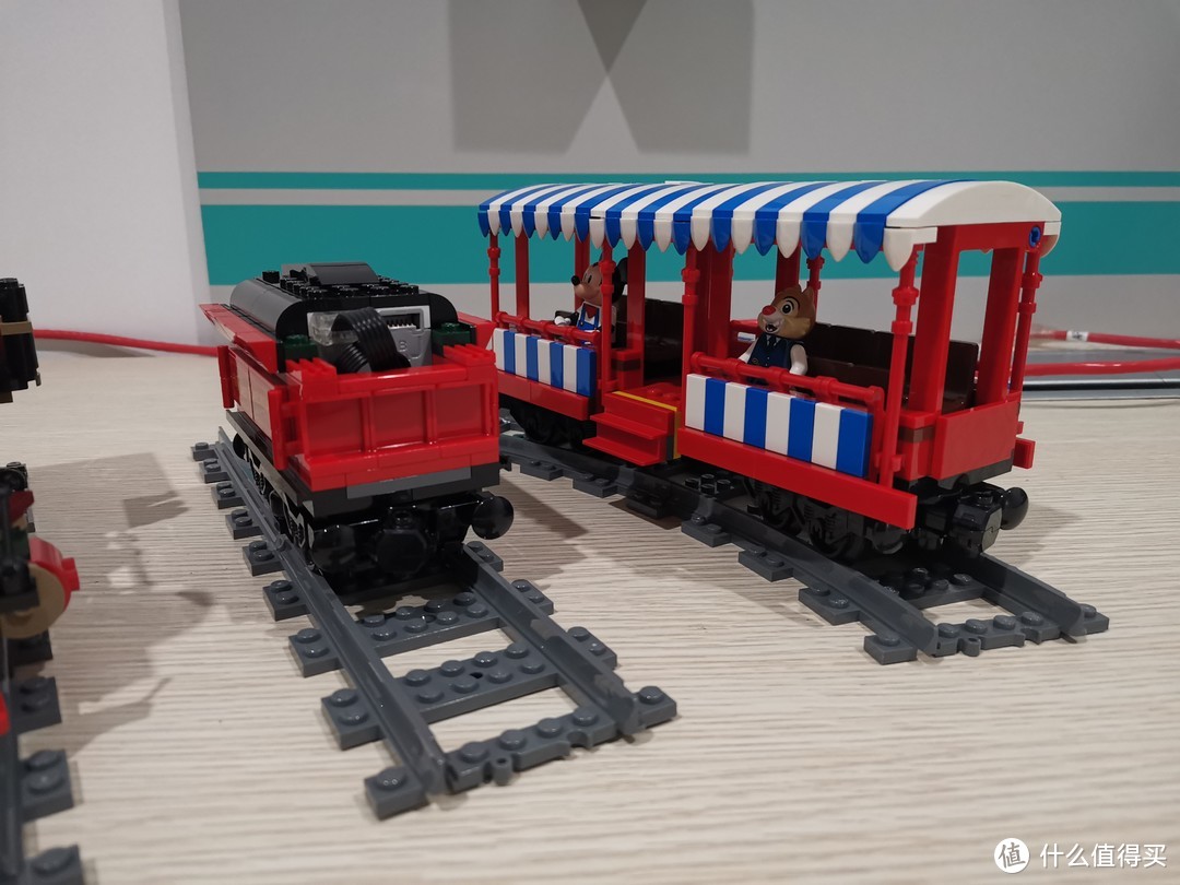 LEGO 迪士尼系列 71044 迪士尼小火车 评测 图多杀猫