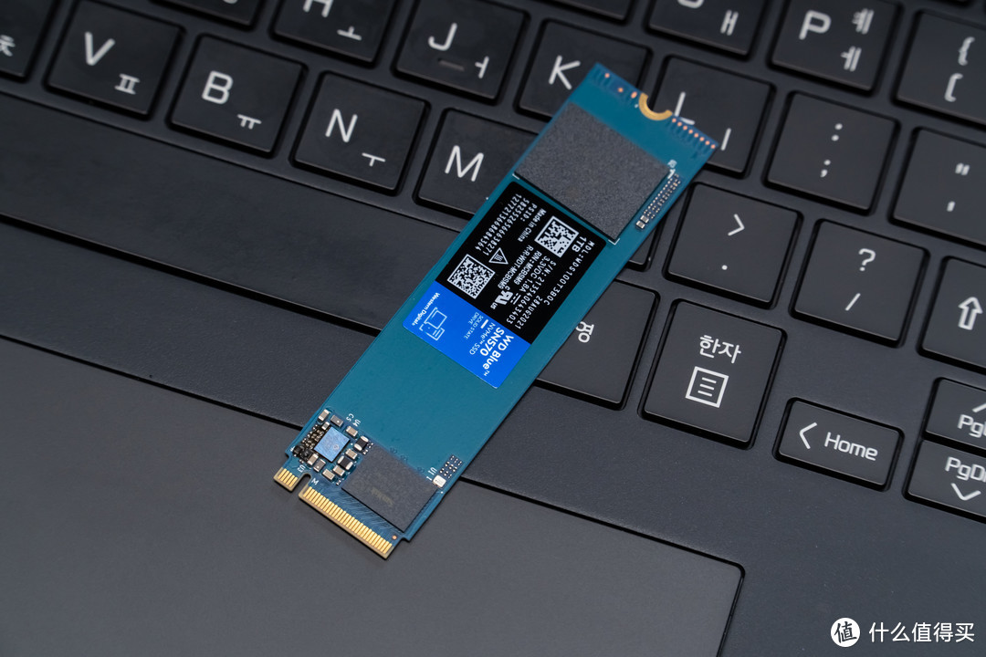 中端全能级固态，WD Blue SN570 1TB 开箱简测。
