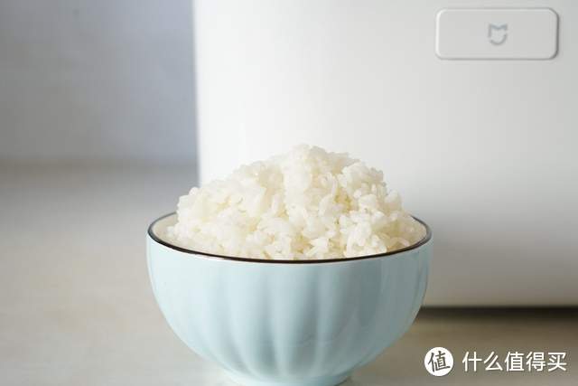 3000+定制煮米方案，米饭粒粒饱满，米家智能电饭煲4L微压版不简单