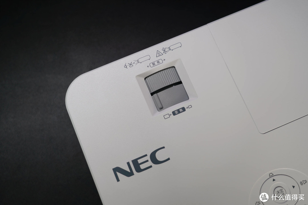 3200ANSI+DLP色轮+壁色校正+支持3D—NEC NP CD1100H投影仪评测