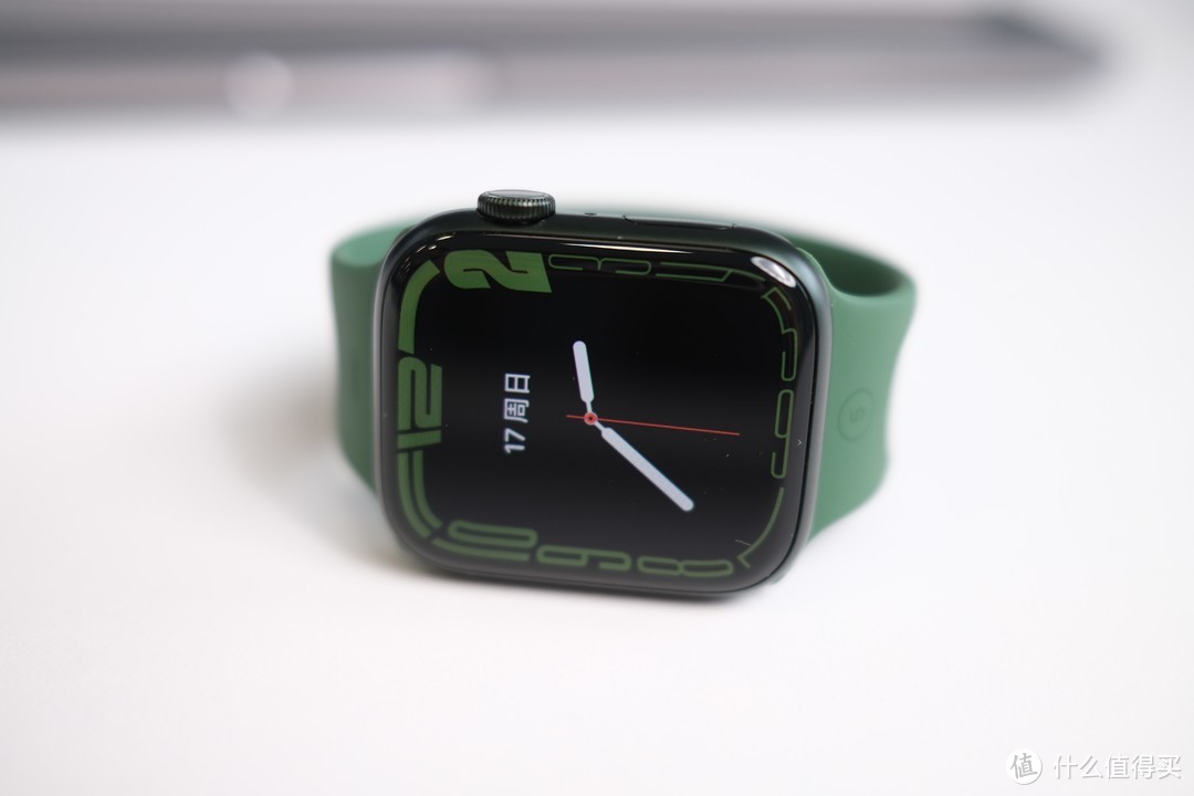 大屏幕感受大不同——Apple Watch Series7 晒单体验