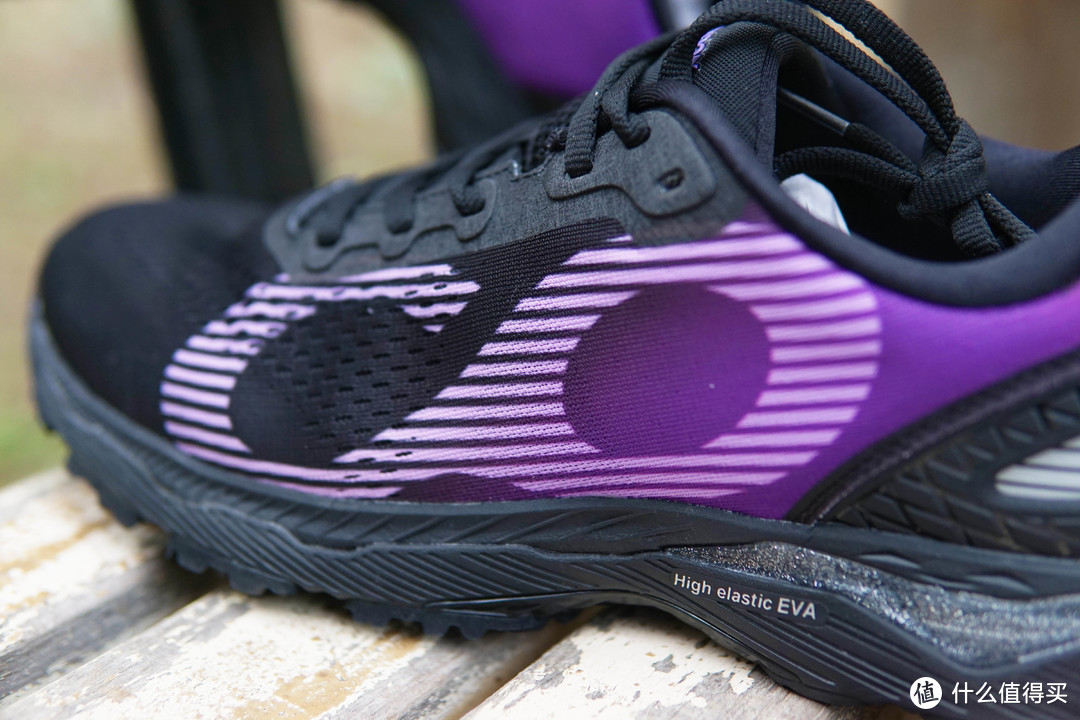 咕咚新中距离跑鞋评测：体验一个月，这些运动辅助功能很有吸引力