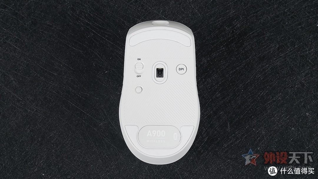 达尔优A900轻量化无线游戏鼠标评测：手感出众，强劲性能