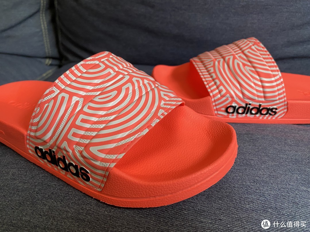 99元买一双adidas ADILETTE SHOWER拖鞋挺划算